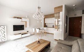 Apartament przy bulwarach w Straconce